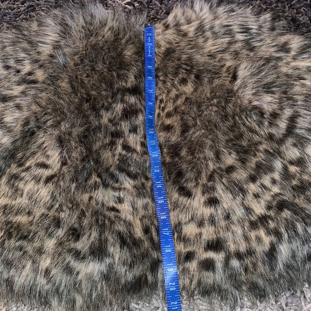 Michael Kors Faux Fur Shortie Jacket XS Great Cond - Picture 5 of 6